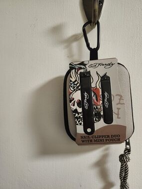 Ed Hardy Black Nail Clipper Duo with Mini Pouch